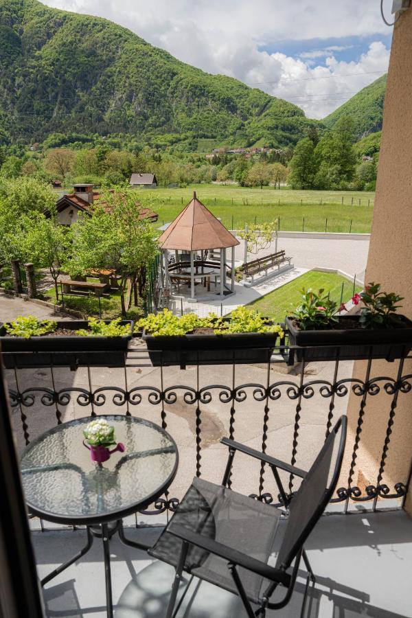 Relax House Soca Guest House โบเว็ก ภายนอก รูปภาพ